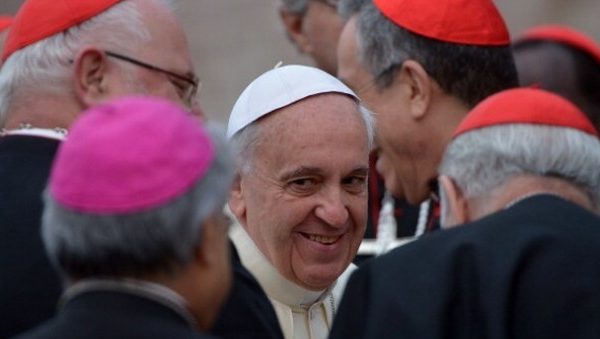 Il Papa ricoverato al Gemelli, “ha reagito bene all’operazione”
